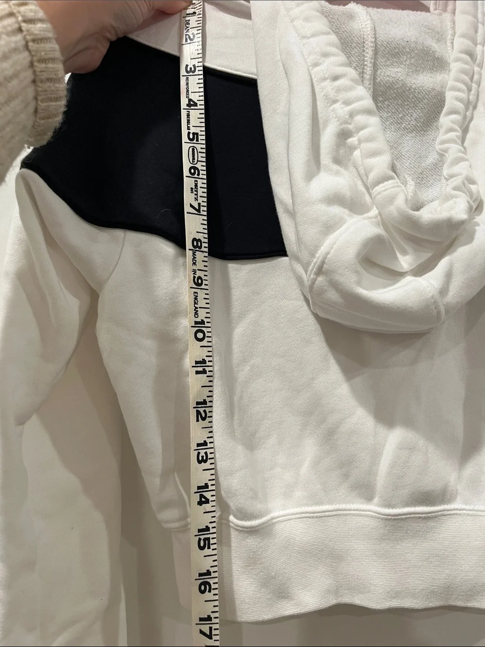 Nike cropped half
